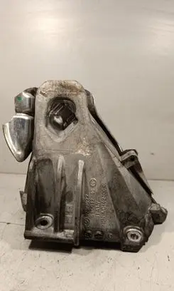BMW X5 E70 Engine mounting bracket 6790022 58091210