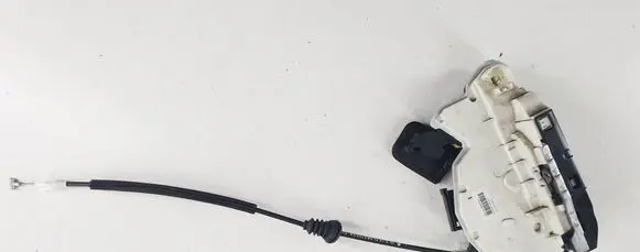 Skoda Yeti (5L) Front door lock 5E1837015A432 5E1837015A