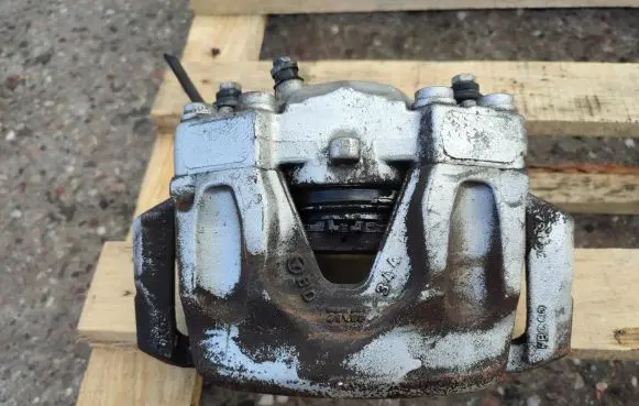 Mercedes-Benz SLK R172 Front brake caliper