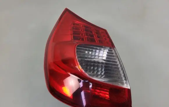 Renault Scenic II - Grand scenic II Rear/tail lights 8200474328