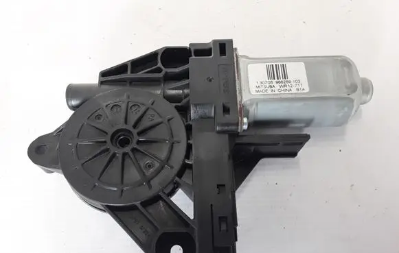 Volvo V60 Front door window regulator motor 31253062