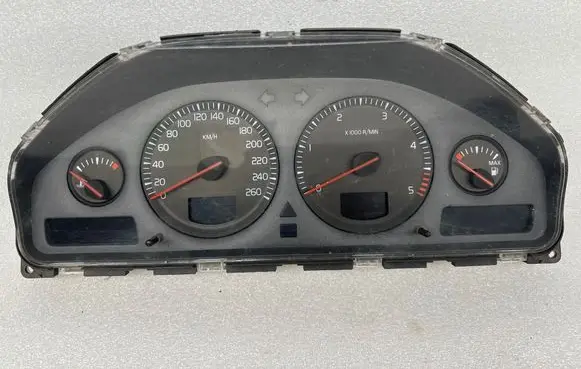 Volvo S60 Speedometer (instrument cluster) 8673262 9459821 8602764