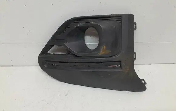 Dacia Sandero III Front fog light trim/grill EABR261A20 M021847