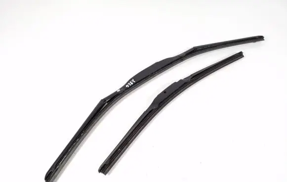 Lexus GS 250 350 300H 450H Front wiper blade arm