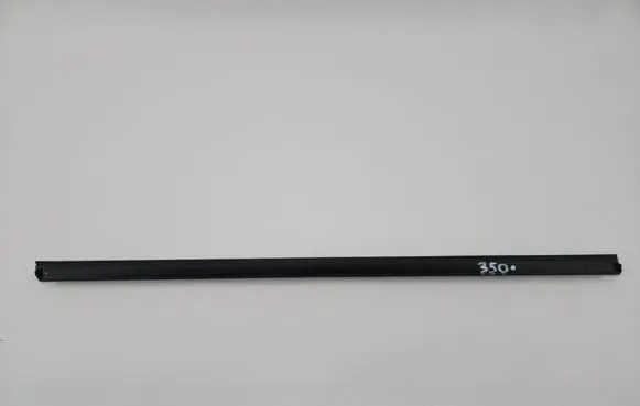 Ram 1500 DT Rubber seal front door window/glass 68359296AB