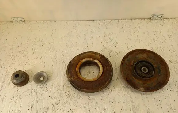 Audi A6 S6 C4 4A Coil spring mount 4A0412339A 4A0412145