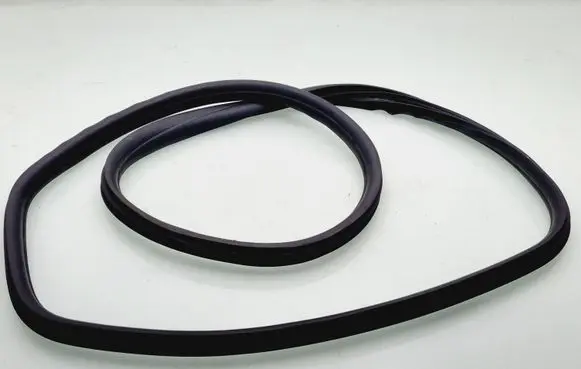 Volvo V60 Rear door rubber seal (on body) P594a