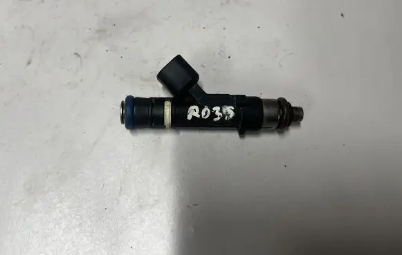 Ford F150 Fuel injector JR3E9F593AB