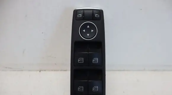 Mercedes-Benz E W212 Electric window control switch 2129054107