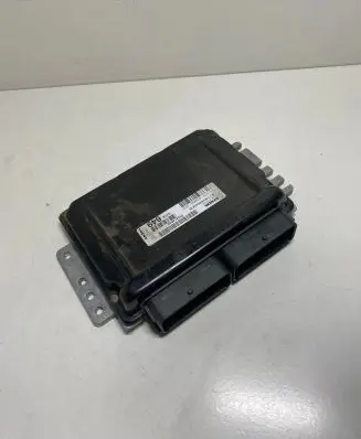 Volvo S40, V40 Engine control unit/module P30614649 S118245002D