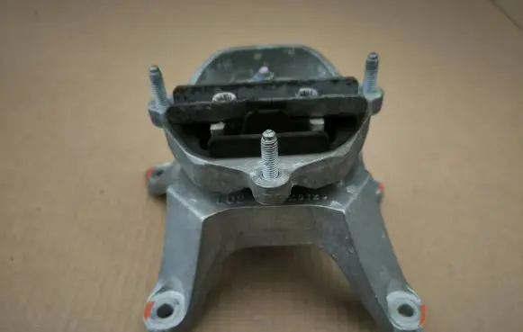 Audi A5 8T 8F Gearbox mount 8K0399151DG