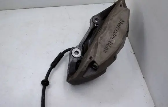 Mercedes-Benz C W205 Front brake caliper 23549R