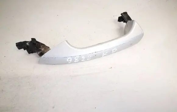 Mercedes-Benz C AMG W204 Front door exterior handle a2047600170