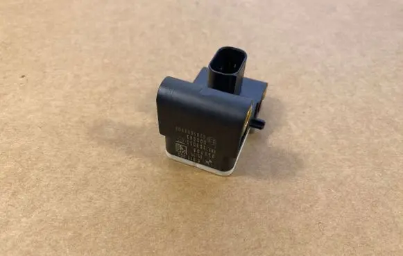 BMW X5 E70 Airbag deployment crash/impact sensor 65776911003
