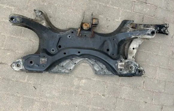 Toyota Prius (NHW20) Front subframe 