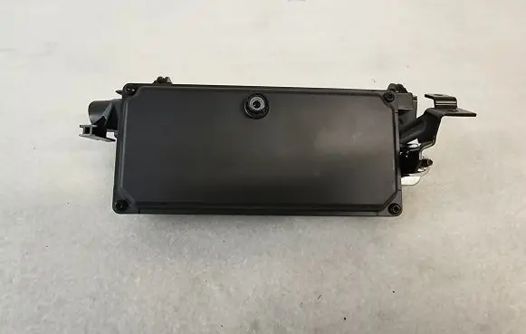 Windshield/windscreen camera
