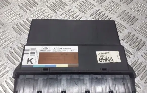 Ford Mondeo Mk III Voice control module 1S7T-15K600-KD