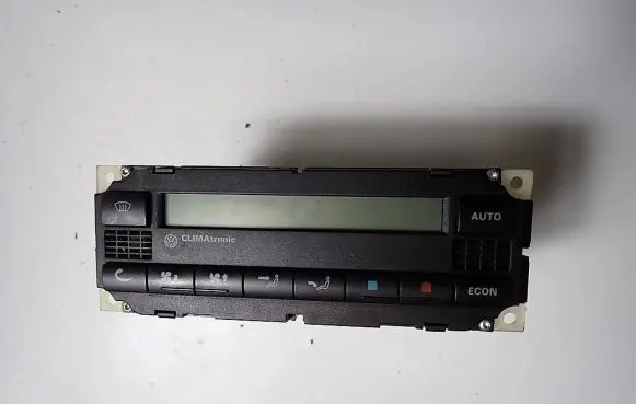 Volkswagen Golf IV Climate control unit 3B1907044B