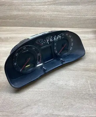 Skoda Superb B5 (3U) Speedometer (instrument cluster) 3U0920840A
