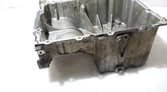 Ford Transit Courier Oil sump