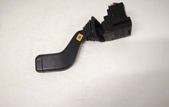 Opel Astra F Wiper control stalk 90124931 90191942
