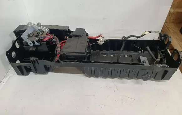 Battery tray