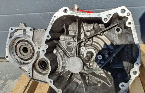 Nissan Qashqai Manual 5 speed gearbox