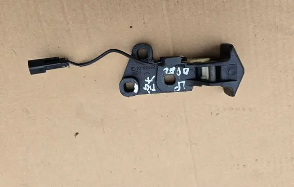 Opel Tigra B Convertible roof lock latch cylinder 