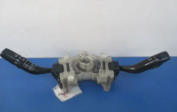 Mazda 626 Other switches/knobs/shifts 17A0895