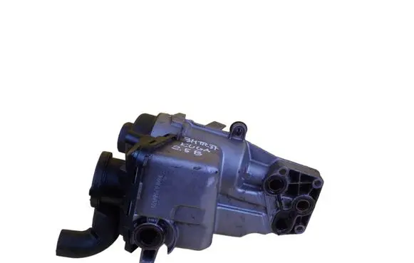 Ford Kuga I Oil filter mounting bracket 30788494 HYDB