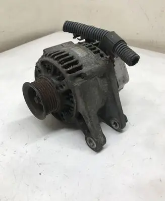 Toyota RAV 4 (XA20) Generator/alternator