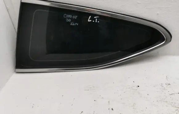 KIA Pro Cee'd II Rear side window