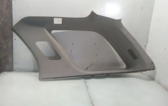 Opel Frontera B (D)pillar trim (top) 897217958Z