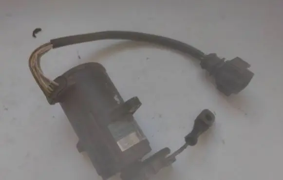 Audi A3 S3 8L Accelerator throttle pedal 0205001043