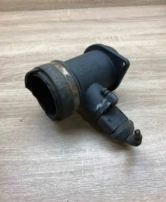 Volkswagen PASSAT B5 Mass air flow meter 0281002216 4A0906102