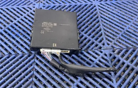 Toyota C-HR I Keyless (KESSY) go control unit/module 89990F4040 MB2325009185