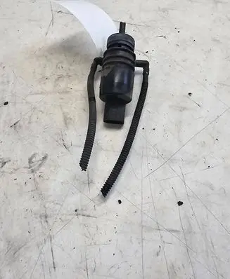 Audi Q7 4L Windscreen/windshield washer pump 1T0955651A