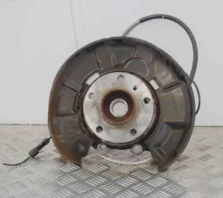 BMW 1 F20 F21 Rear wheel hub 0000019774