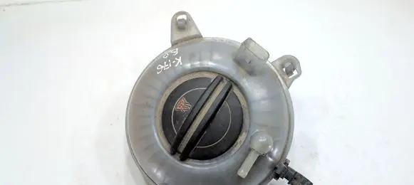 Volkswagen PASSAT B8 Coolant expansion tank/reservoir 5Q0121407G