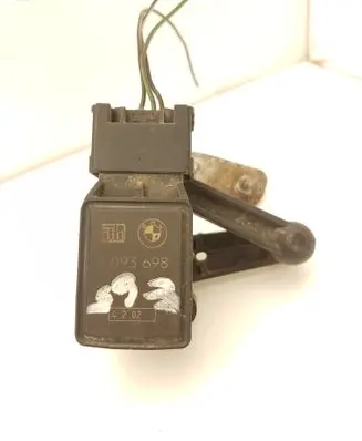BMW 7 E65 E66 Suspension ride height/mode switch 1093698