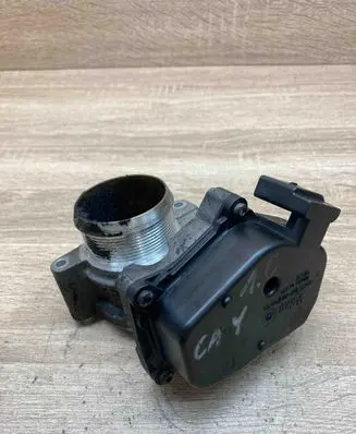 Volkswagen Touran I Throttle valve 03L128063Q 96111722
