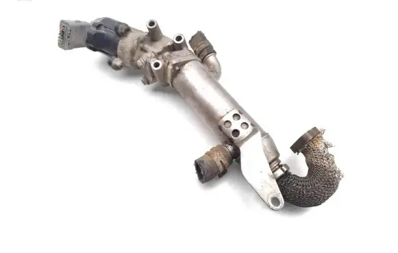 Land Rover Discovery 3 - LR3 EGR valve 4R8Q9Y493AJ 215987649 3241216365