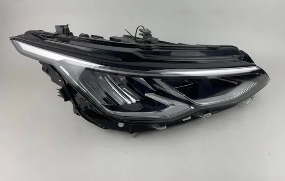 Volkswagen Golf VIII Headlight/headlamp 5H2941006C