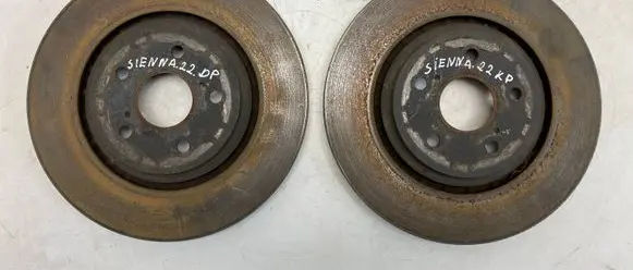 Toyota Sienna XL40 IV Front brake disc