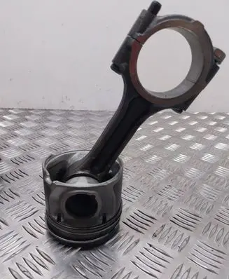 KIA Sorento Piston with connecting rod J5AC