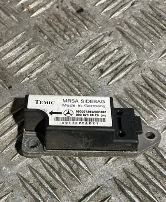 Mercedes-Benz E W210 Airbag deployment crash/impact sensor 0008209926 A9T7K22ADZ1