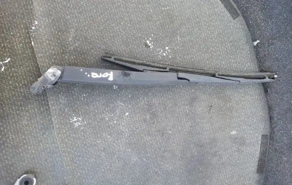 SsangYong Korando Rear wiper blade arm