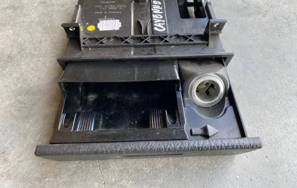 Porsche Cayenne (9PA) Car ashtray 7L5858329A GA26015001