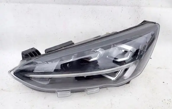Ford Focus Headlight/headlamp