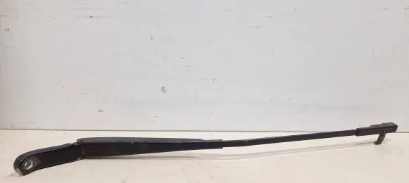 Peugeot 407 Front wiper blade arm 745602